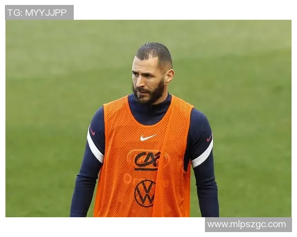 法国足球明星身高不高却技艺超群的传奇故事